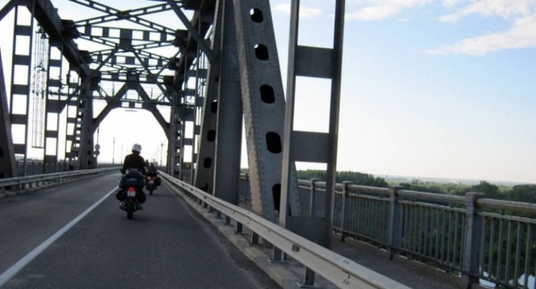 Временно затварят Дунав мост 2
