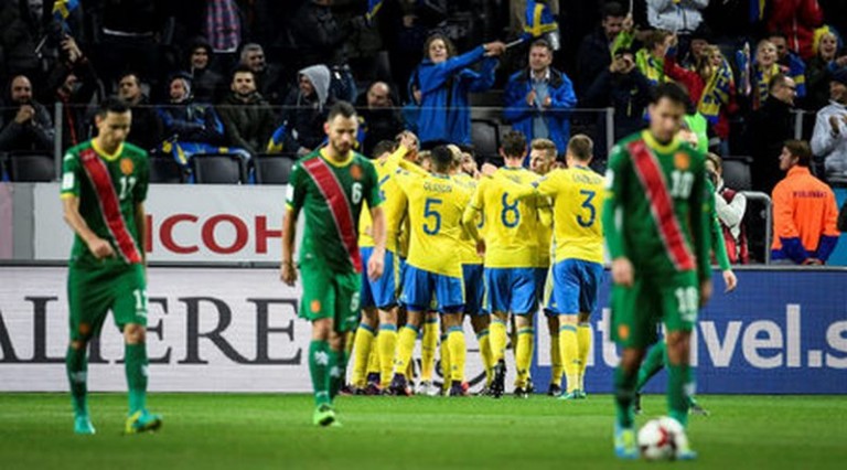 България загуби с 0:3 от Швеция в Стокхолм