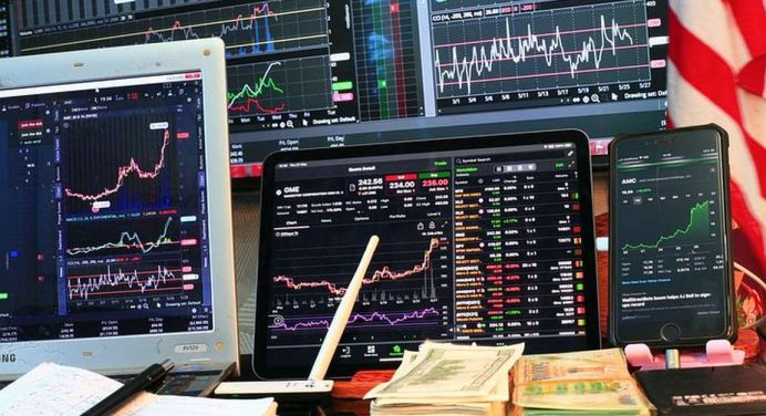 Акциите криволичат, докато работните места в САЩ изчезват. Изненади от Централната банка на Нова Зеландия