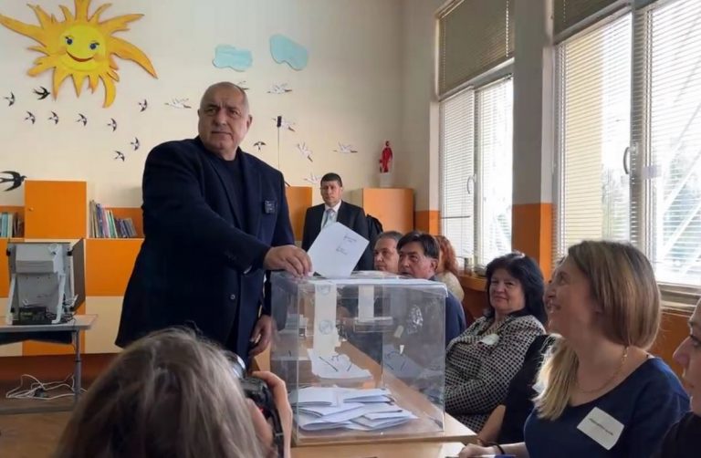 Бойко Борисов гласува: „Днес е лесно. От утре става трудно“, каза той (ВИДЕО)