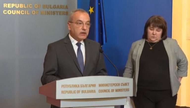 Служебният кабинет внася бюджет с 12 млрд. лв. дефицит (ВИДЕО)