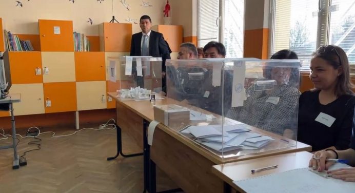 93,39% обработени протоколи: Коя политическа сила е водеща към момента?