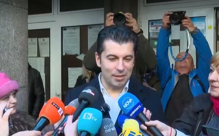 Кирил Петков: Гласувах, защото знам, че няма спасител и зависи от всеки един от нас (ВИДЕО)