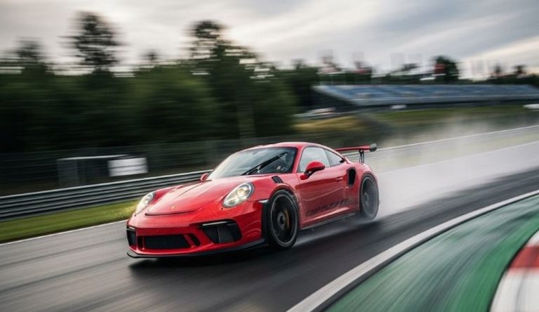 Пиян шофьор на Porsche избяга от полицията на магистрала „Марица“
