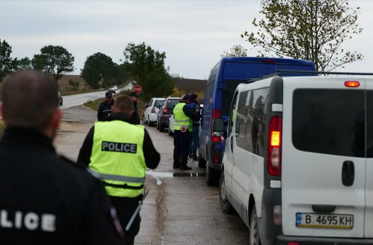 Хиляди нарушения при мащабна полицейска акция по пътищата