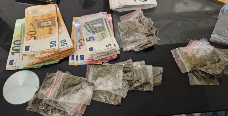 В Лом задържаха рецидивист и две непълнолетни, иззети са амфетамин, канабис и контрабандни цигари
