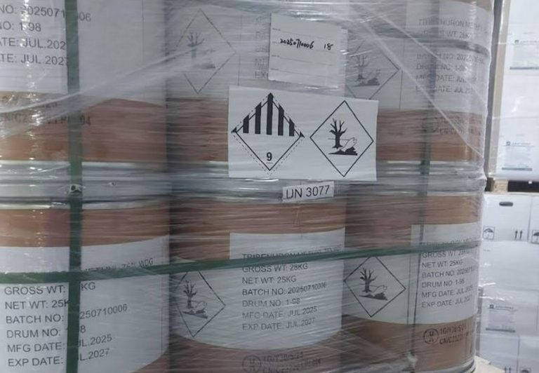 БАБХ блокира 19 тона забранени препарати и торове край Свищов