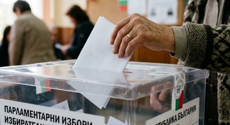 10 месеца условно за мъж от Руец за купуване на гласове