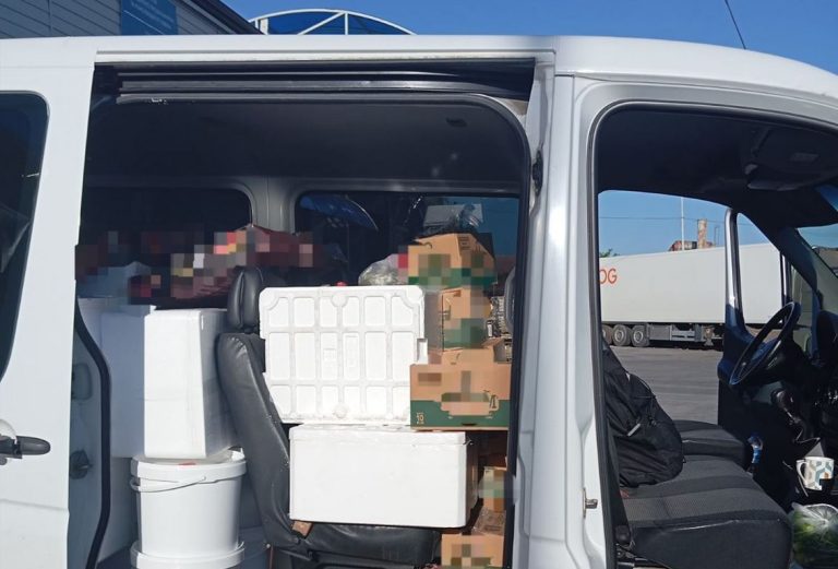 БАБХ конфискува 770 кг нелегални турски сладкиши на Капитан Андреево