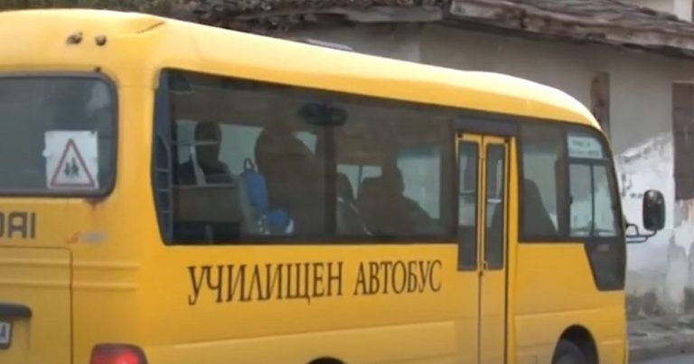 Служебният кабинет отпуска 2,5 млн. евро за транспорт на деца и до 18 млн. евро за междуселищни линии