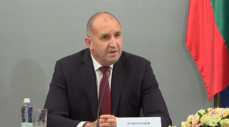 Румен Радев обсъди с Доналд Тръмп облекчаване на визовия режим