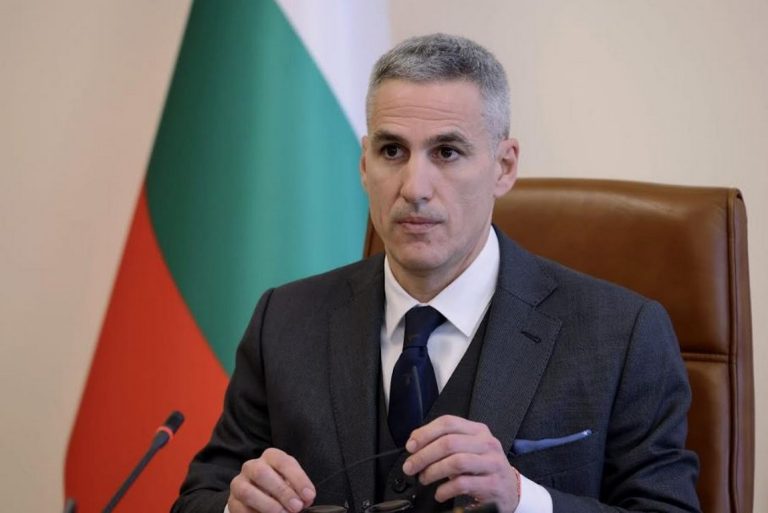 Инициативен комитет ще издигне Андрей Гюров за президент