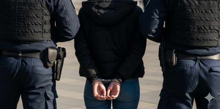 28-годишна жена е задържана в Търговище след нападение с прободна рана на 53-годишен мъж