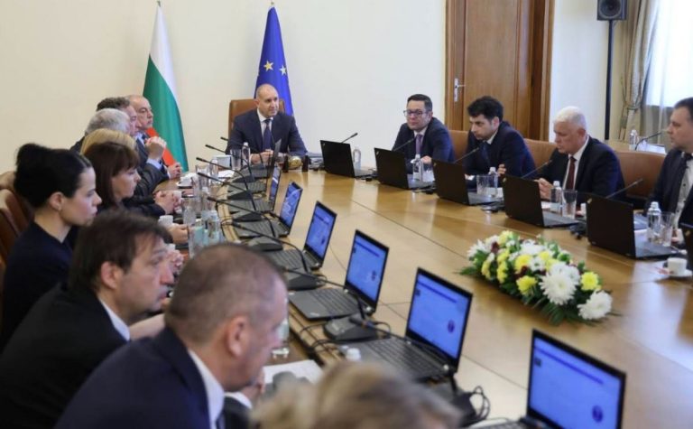 Радев: Спираме източването на бюджета и засилваме контрола върху цените