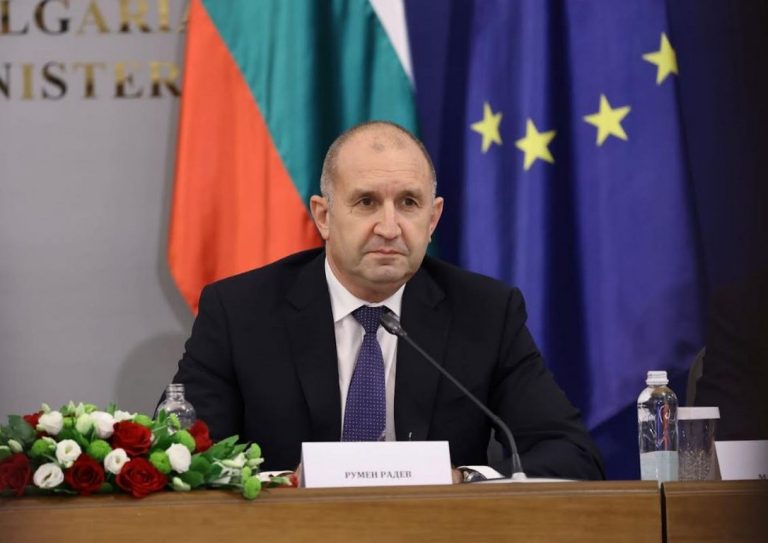 Бюджет 2026 с таван на възнагражденията в бордовете и без орязване на администрацията