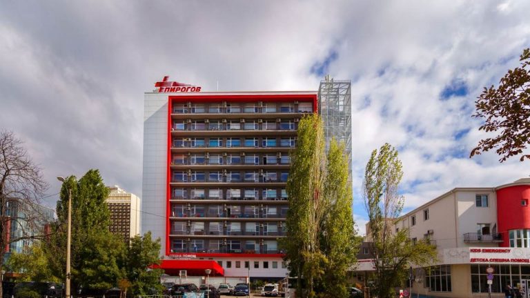 „Пирогов“ спаси крайник на 81-годишен мъж от ампутация с локална фибринолиза