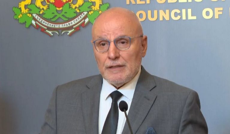Радев: Бюджетът за 2026 г. задълбочава рисковете и не решава дефицита