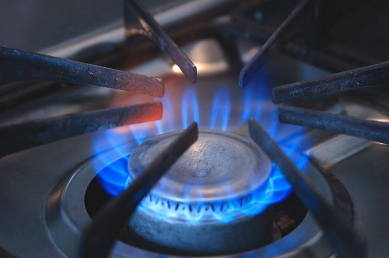 Майка и дъщеря пострадаха при взрив на газова бутилка в пловдивския квартал „Тракия“