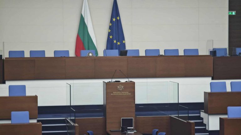 Стоян Тричков получи забележка след остри дебати в Народното събрание
