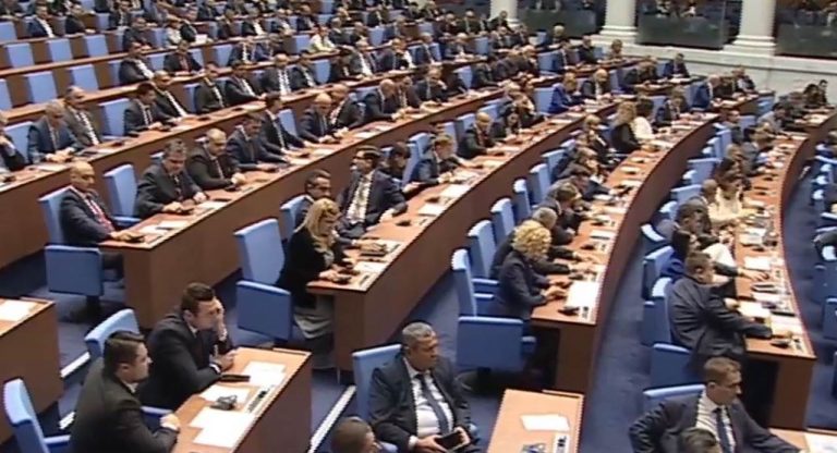 Депутати спорят за националната сигурност заради авиобаза „Безмер“