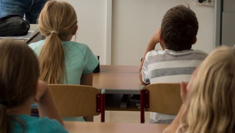 МОН предлага ваканциите за учебната 2026/2027 година