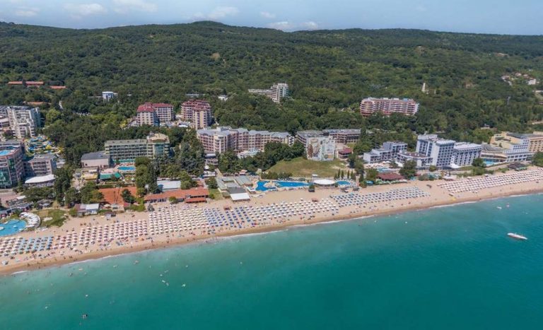 Хотели и ресторанти в България са с 48% по-евтини от средното за ЕС