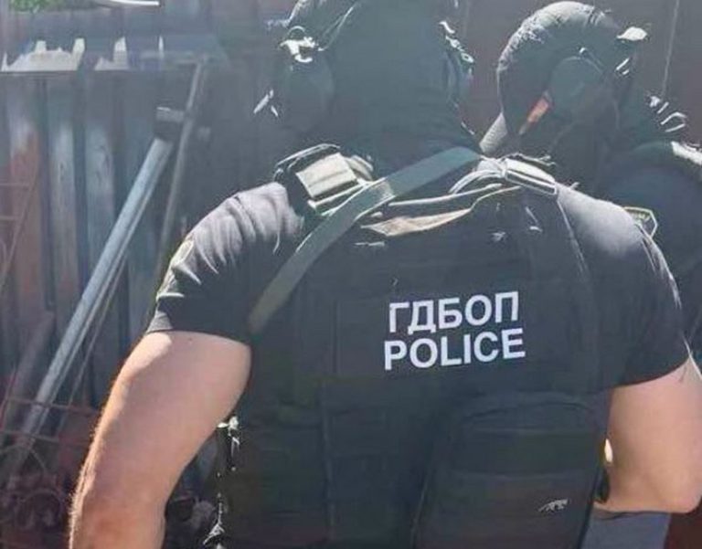 10 арестувани и близо 300 000 евро при разбита лаборатория за фентанил в София