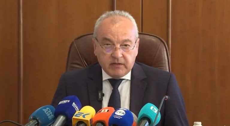 Донев: Социалната подкрепа трябва да е индивидуална и предвидима