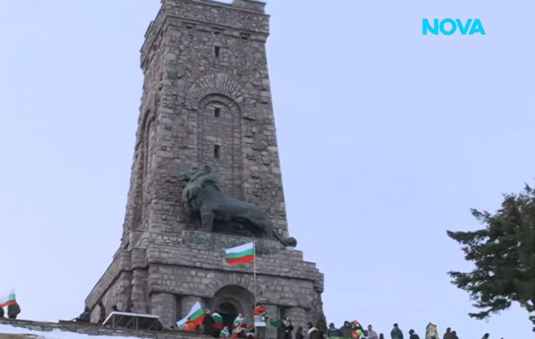 Паметникът на свободата на Шипка се затваря за три години за реставрация