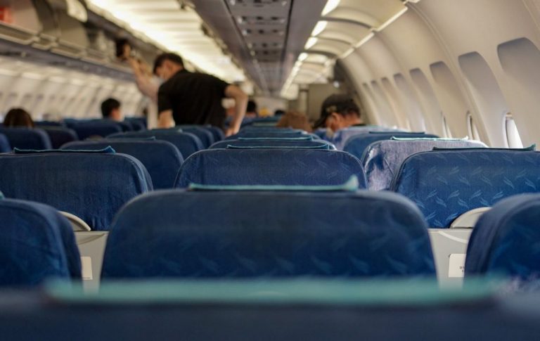 Пилоти се сбиха в полет на Flydubai, 180 пътници бяха евакуирани след аварийно кацане