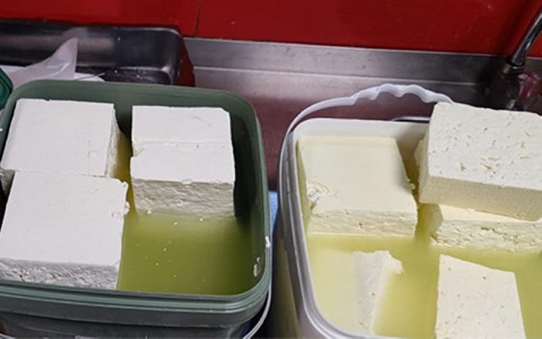 От 1 ноември само продукти с мляко ще се наричат „сирене“