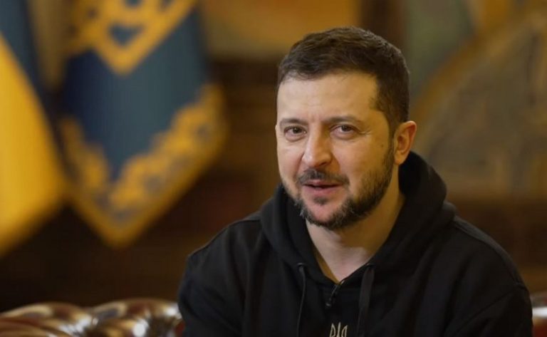 Шеста нощ на руски удари по Киев, Зеленски очаква американски пратеници