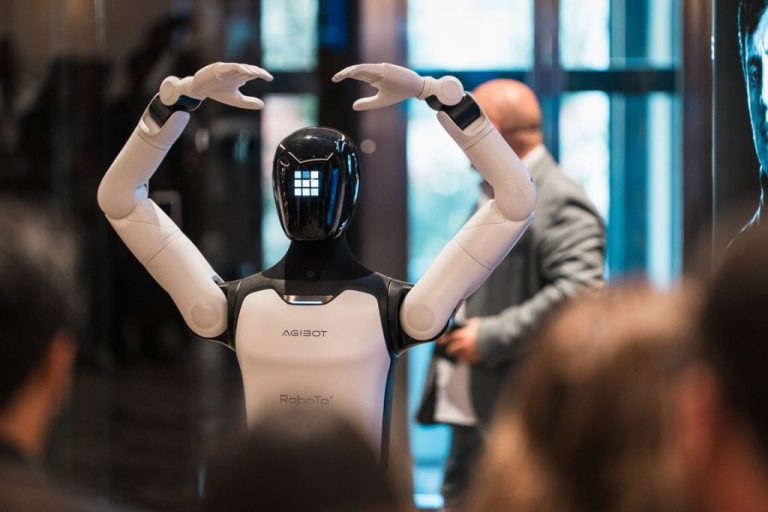 CONNEXUS 2026 събра във Варна бизнеса, науката и институциите на Черноморски технологичен форум