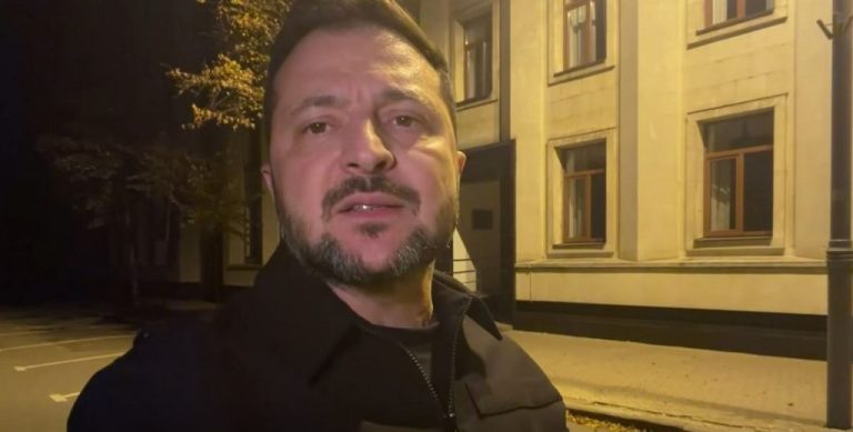 Зеленски обвини Русия за атака срещу два кораба край бреговете на България